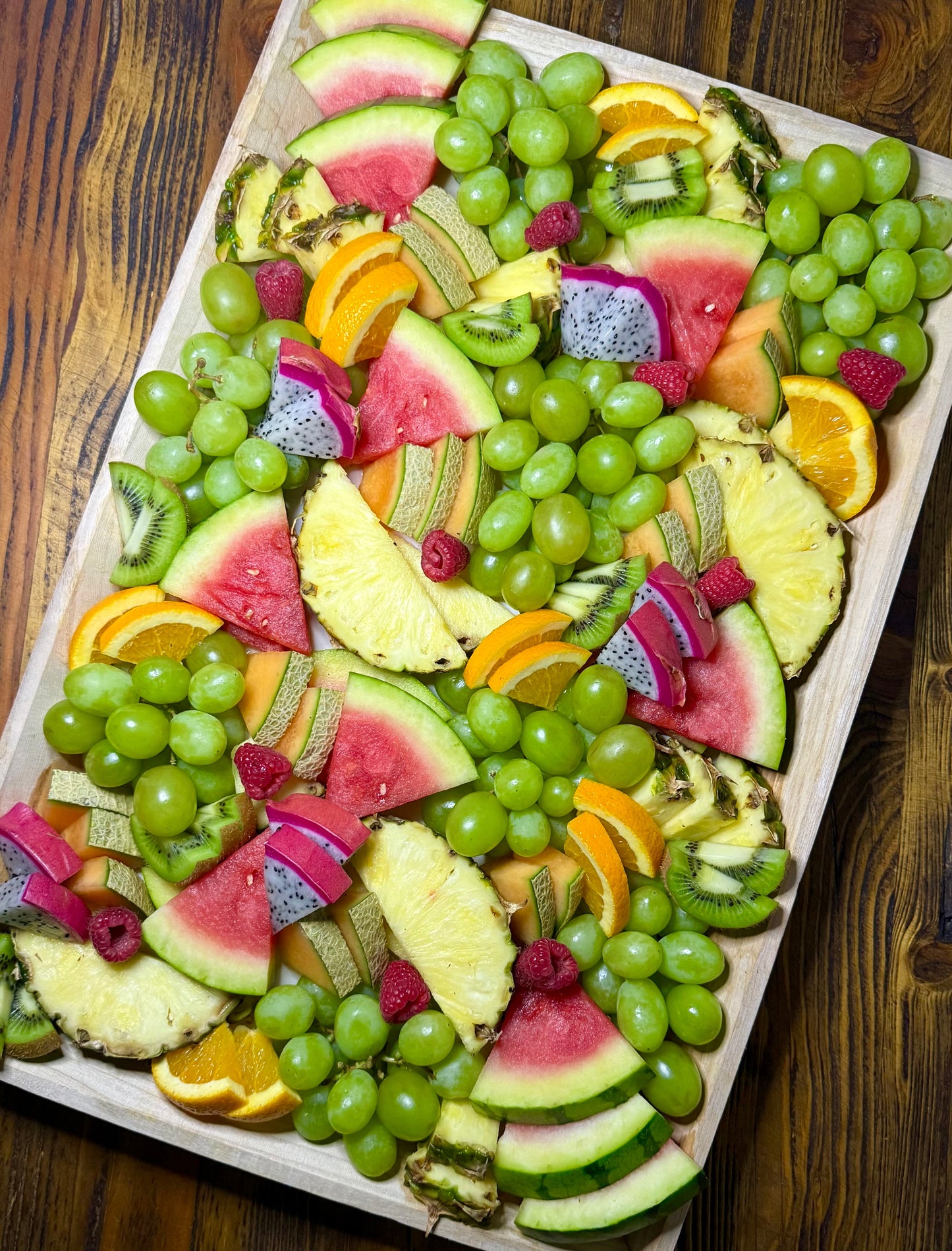 Extra Large Fruit Platter (Serves 20-25)