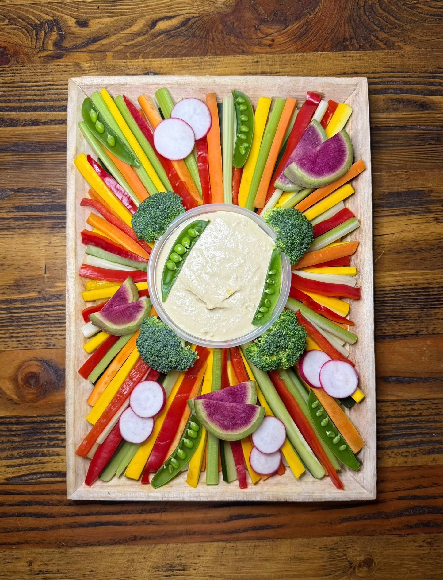 Medium Crudités Platter (Serves 10-15)