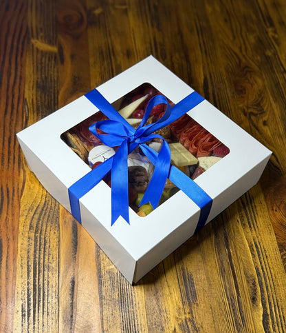 The Social Harmony Box (Serves 4-6)