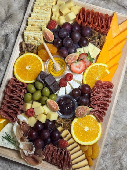 Extra Large Tasty Medley Board (Serves 15-20)