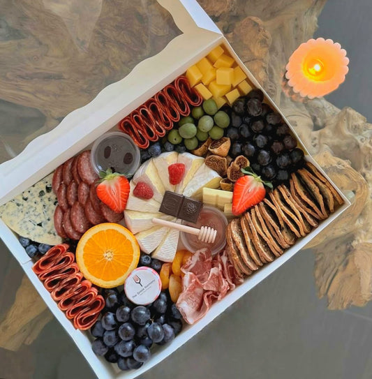 Large Charcuterie Box